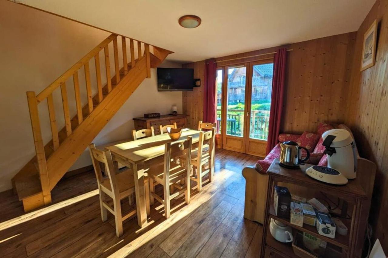 Chalet Moeki Acces Piscine Sauna Les Deserts  Екстер'єр фото